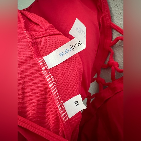 Bleu Hole in The Cap Sleeve Mio One-Piece Swimsuit Size 10 New - Picture 5 of 6